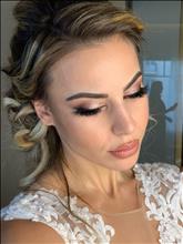 Pari Kikrili - Pari Kikrili, Make up artist